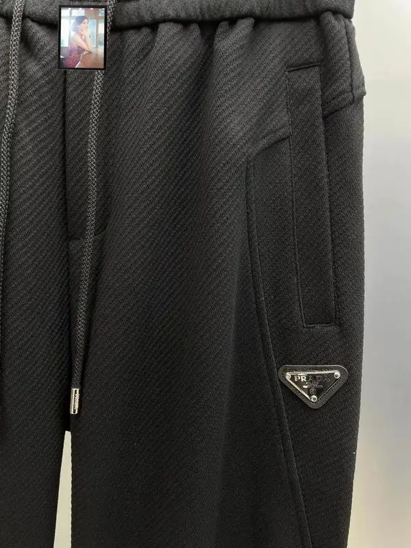 Prada M-3XL 12yr23 (12)